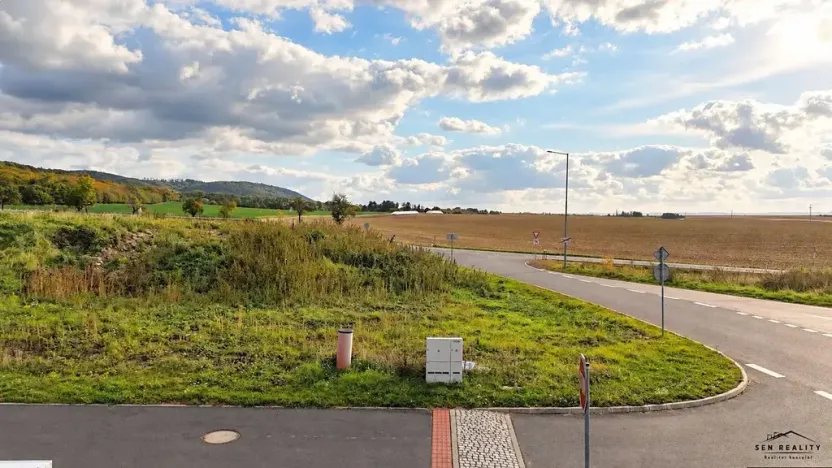 Prodej pozemku pro bydlení, Podhořany u Ronova, 853 m2