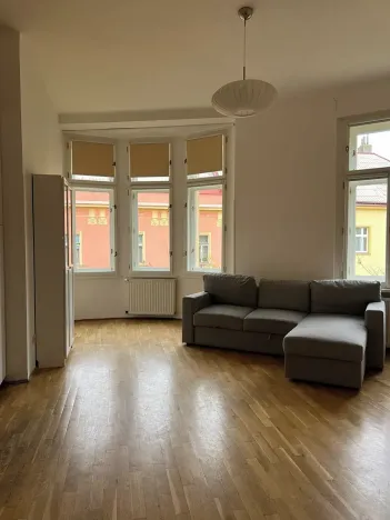 Pronájem bytu 2+kk, Praha - Karlín, Kubova, 65 m2