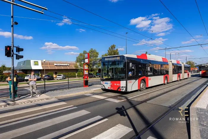 Prodej vícegeneračního domu, Praha - Liboc, Hostouňská, 278 m2
