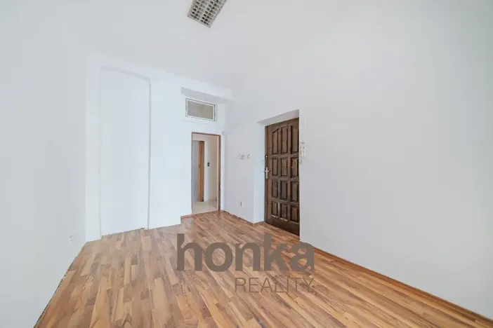 Prodej kanceláře, Praha - Nusle, Spytihněvova, 37 m2