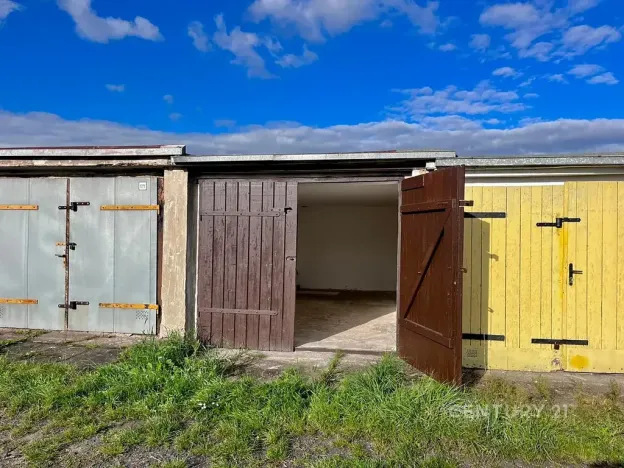 Pronájem garáže, 20 m², Bratislavská, Teplice, Řetenice