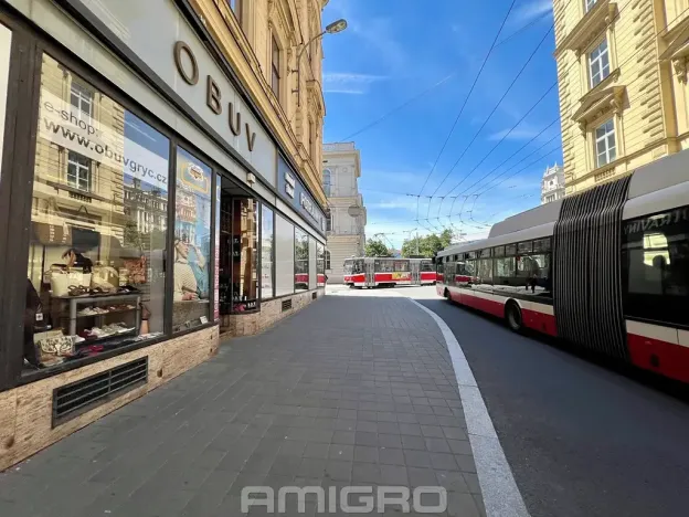 Pronájem obchodního prostoru, Brno, Česká, 63 m2
