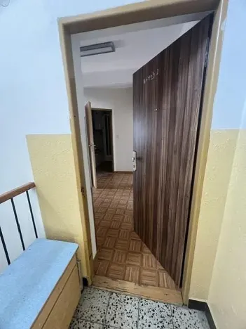 Pronájem bytu 3+1, Třeboň - Třeboň II, Daskabát, 90 m2