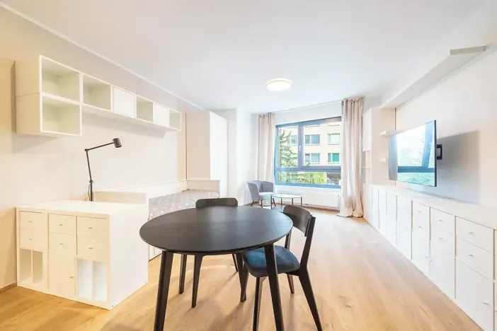 Pronájem bytu 1+kk, Praha - Horní Měcholupy, Milánská, 35 m2