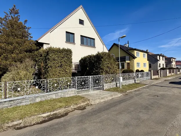 Prodej rodinného domu, Divišov, Zahradní, 150 m2