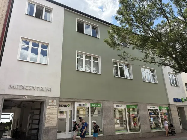 Pronájem komerčního prostoru, 59 m², Husova, Jičín