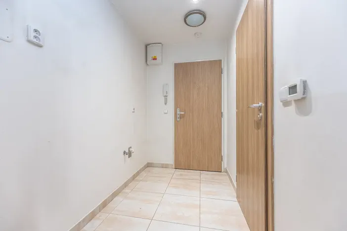 Pronájem bytu 2+kk, Praha - Uhříněves, Jindřicha Bubeníčka, 37 m2