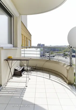 Pronájem bytu 3+kk, Praha - Řepy, Skuteckého, 75 m2
