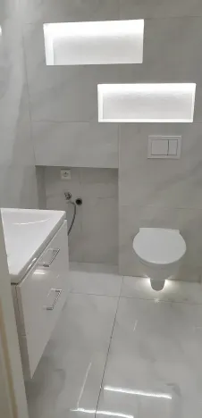 Pronájem bytu 1+kk, Teplice, Čs. dobrovolců, 30 m2