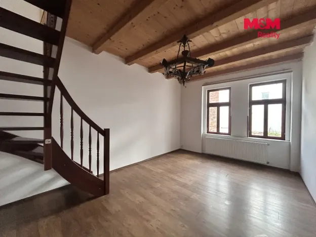 Pronájem bytu 4+1, Teplice, Revoluční, 89 m2