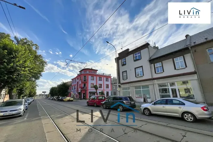 Pronájem obchodního prostoru, Olomouc, Smrčkova, 48 m2
