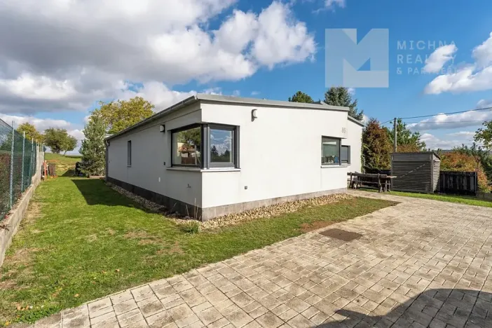 Prodej rodinného domu, Žernovník, 221 m2