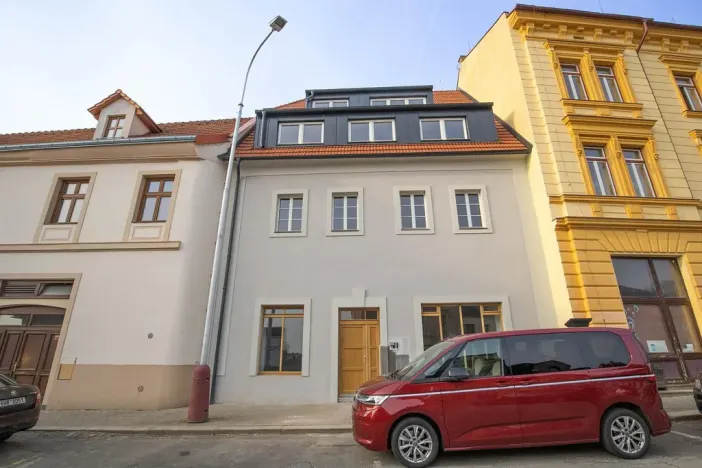 Pronájem bytu 3+kk, Mladá Boleslav - Mladá Boleslav II, Na kozině, 98 m2