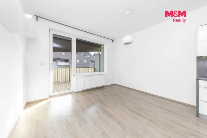 Prodej bytu 2+kk, Moravany, Višňová, 51 m2