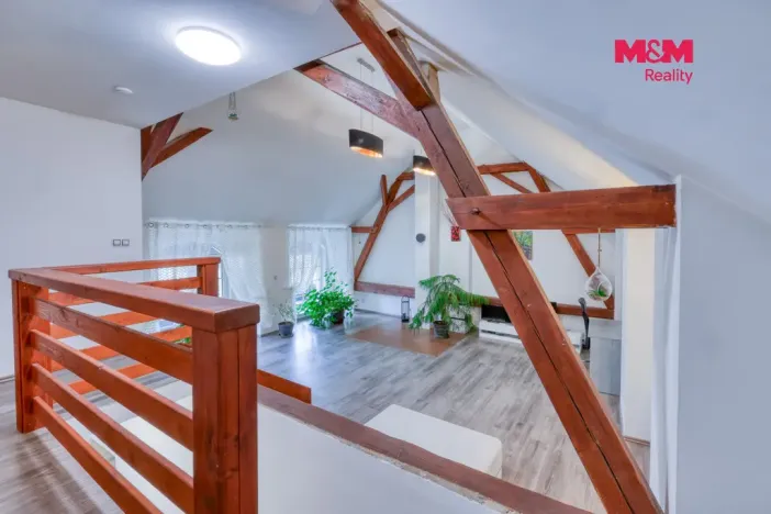 Prodej rodinného domu, Knovíz, 143 m2