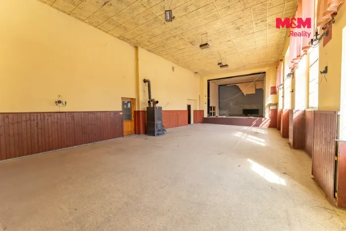 Prodej činžovního domu, Liběchov, nám. V. Levého, 1120 m2