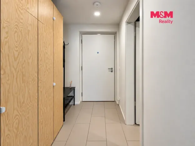 Pronájem bytu 1+kk, Praha - Strašnice, Ramonova, 27 m2