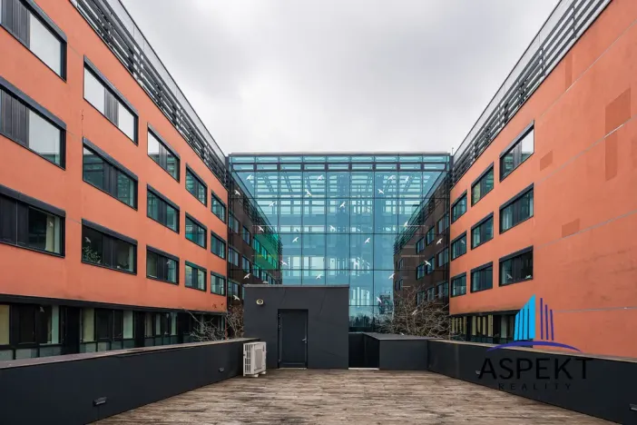 Pronájem kanceláře, Praha - Chodov, Líbalova, 30 m2