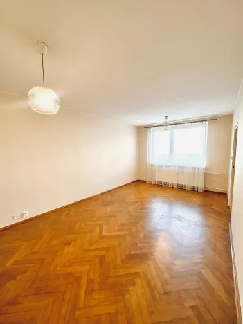 Prodej bytu 3+1, Karlovy Vary, Šmeralova, 87 m2
