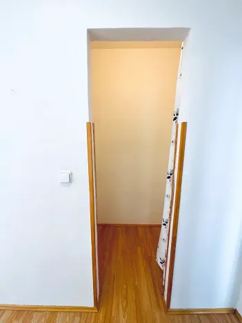 Prodej bytu 3+1, Karlovy Vary, Šmeralova, 87 m2