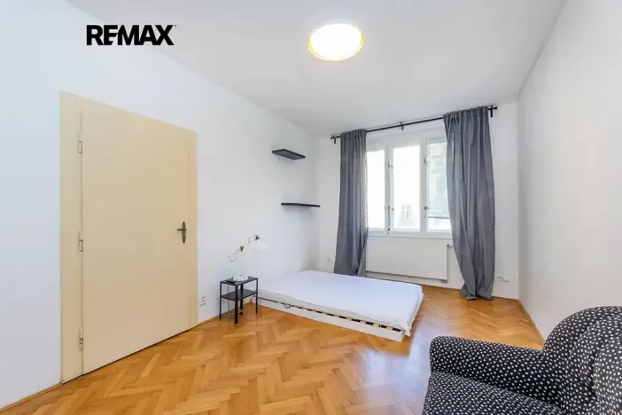 Pronájem bytu 2+1, Praha - Dejvice, Kafkova, 77 m2