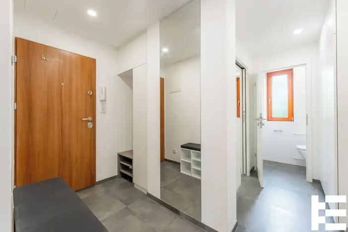 Prodej bytu 3+kk, Praha - Kbely, Martinická, 57 m2