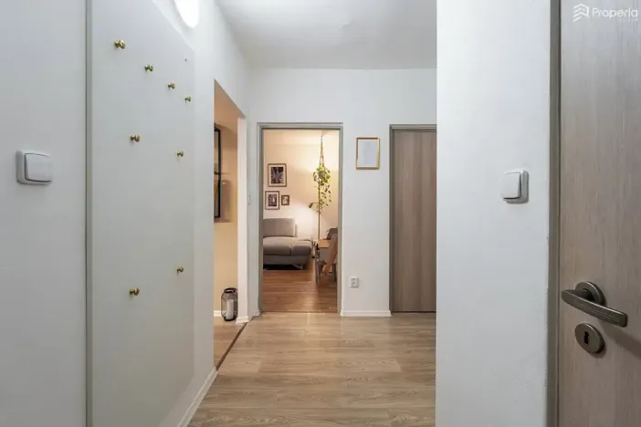 Prodej bytu 2+1, Mokrá-Horákov, 61 m2