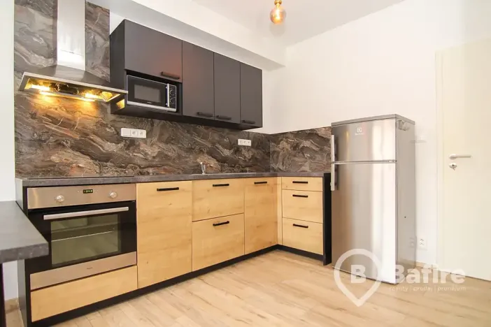 Pronájem bytu 1+kk, Olomouc, Edvarda Beneše, 33 m2