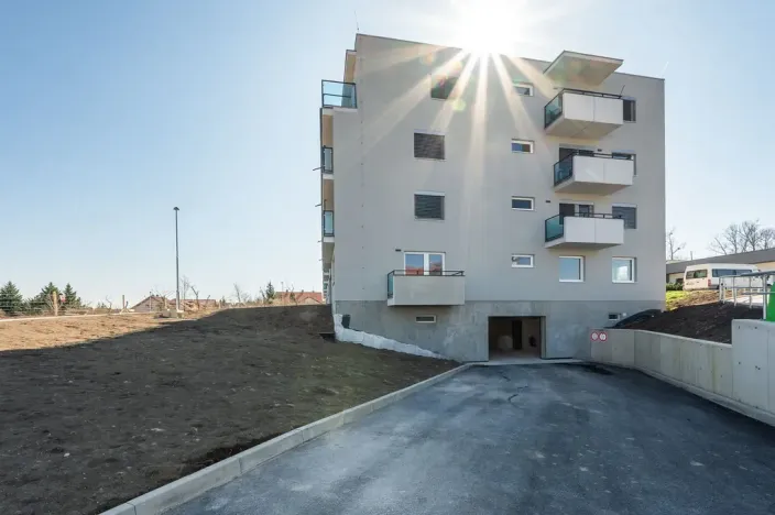 Prodej bytu 2+kk, Hustopeče, Alejní, 58 m2