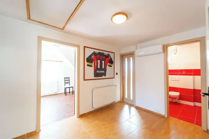 Prodej rodinného domu, Perná, 258 m2