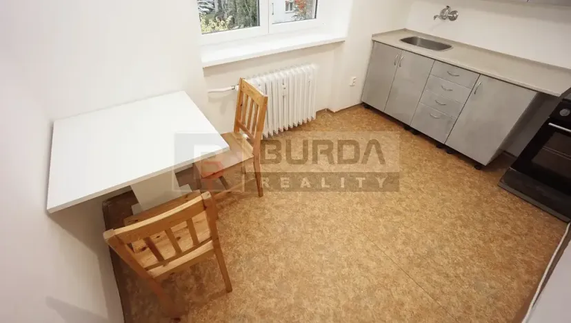 Pronájem bytu 1+1, Neratovice, 30 m2