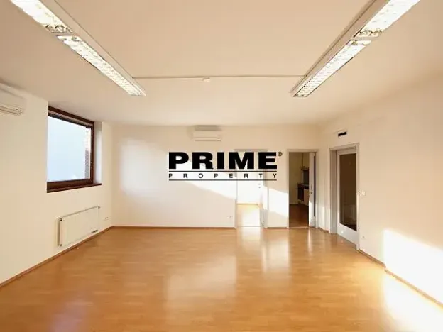 Pronájem kanceláře, Praha - Smíchov, Štefánikova, 82 m2