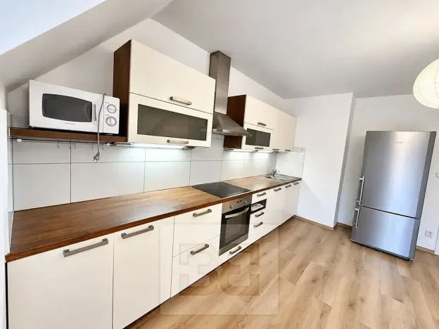 Pronájem bytu 4+kk, Praha, 99 m2