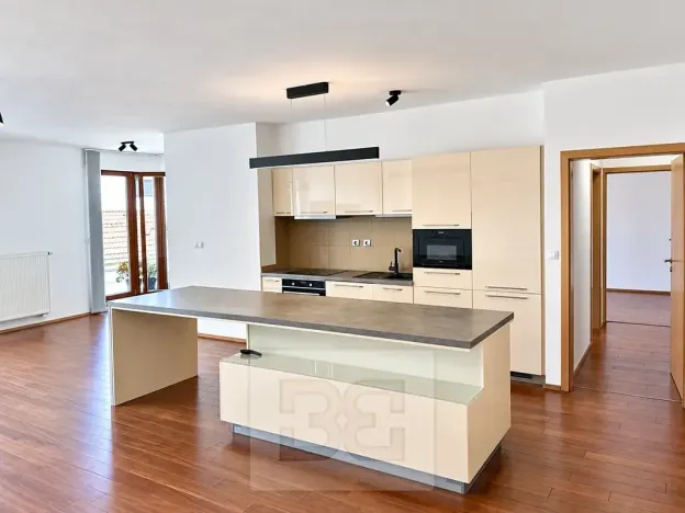 Pronájem bytu 3+kk, Praha, 138 m2