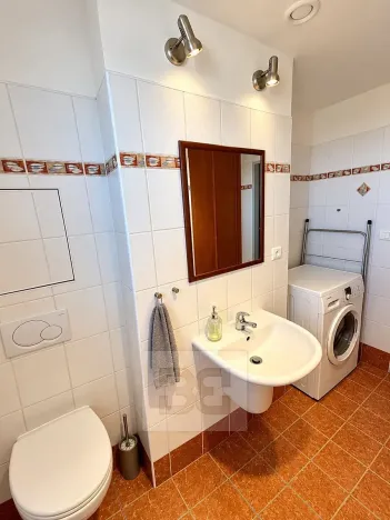 Prodej bytu 2+kk, Praha - Letňany, Kostomlatská, 45 m2