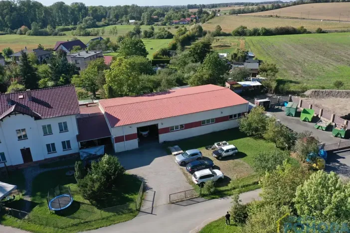Pronájem výrobních prostor, Radhošť, 450 m2