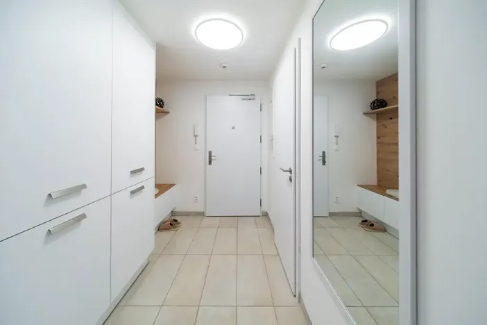 Pronájem bytu 4+kk, Praha - Vysočany, Hindlova, 105 m2