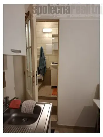 Pronájem bytu 1+kk, Holubice, Na Hrázi, 25 m2
