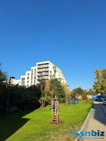 Pronájem bytu 1+kk, Praha - Karlín, Švarcova, 31 m2