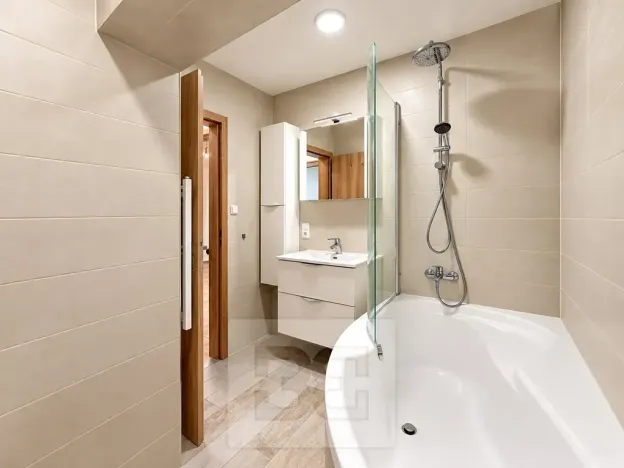 Pronájem bytu 2+kk, Jablonec nad Nisou, SNP, 46 m2