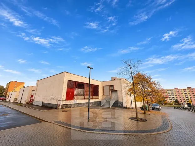 Prodej obchodního prostoru, Chomutov, Zahradní, 14070 m2