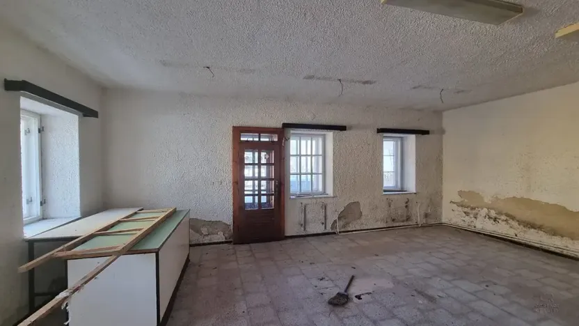 Prodej vícegeneračního domu, Velká Kraš, 350 m2