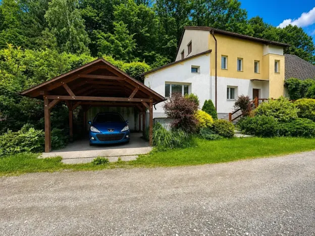 Prodej rodinného domu, 220 m², Žulová