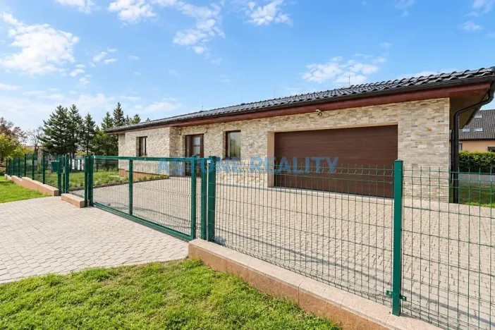 Pronájem rodinného domu, Trnová, 213 m2