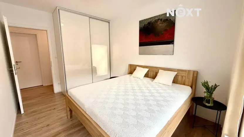 Prodej bytu 3+kk, Hluboká nad Vltavou, U Parku, 74 m2
