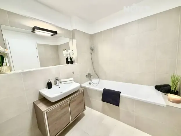 Prodej bytu 3+kk, Hluboká nad Vltavou, U Parku, 74 m2