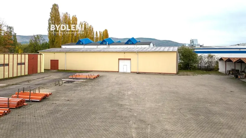 Pronájem obchodního prostoru, Teplice, Zemská, 5600 m2