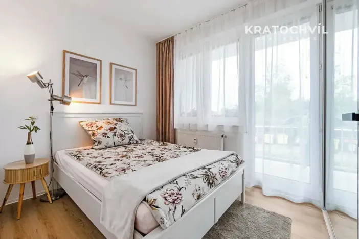 Pronájem bytu 2+kk, Vestec, U Strouhy, 41 m2