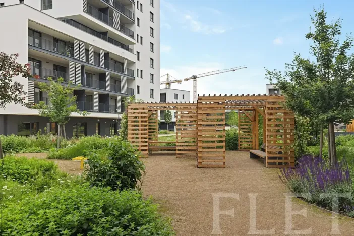 Pronájem bytu 1+kk, Praha - Modřany, Mezi vodami, 33 m2