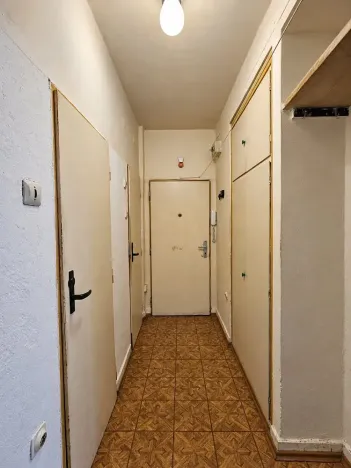 Prodej bytu 3+1, Kralupy nad Vltavou - Lobeček, nám. Mládežníků, 74 m2